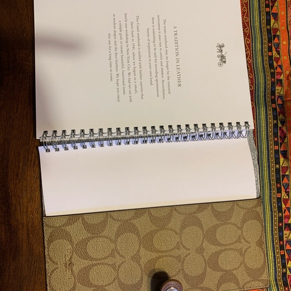 BNWT Coach Notebook - Picture 5 of 6